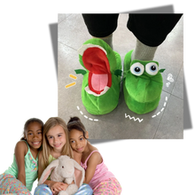 Cargar imagen en el visor de la galería, Zapatillas de andar por casa con forma de cocodrilo - Ozerty