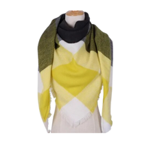 Cargar imagen en el visor de la galería, Bufanda de cashmere con tacto de lana de angora y diseño tartán
 -Varsovia - Ozerty